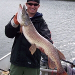 Gods Lake Guest Fishing